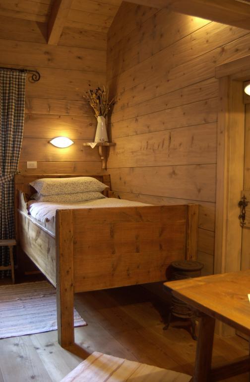 Hotel Baita Fiorita Санта-Катерина-Вальфурва Номер фото