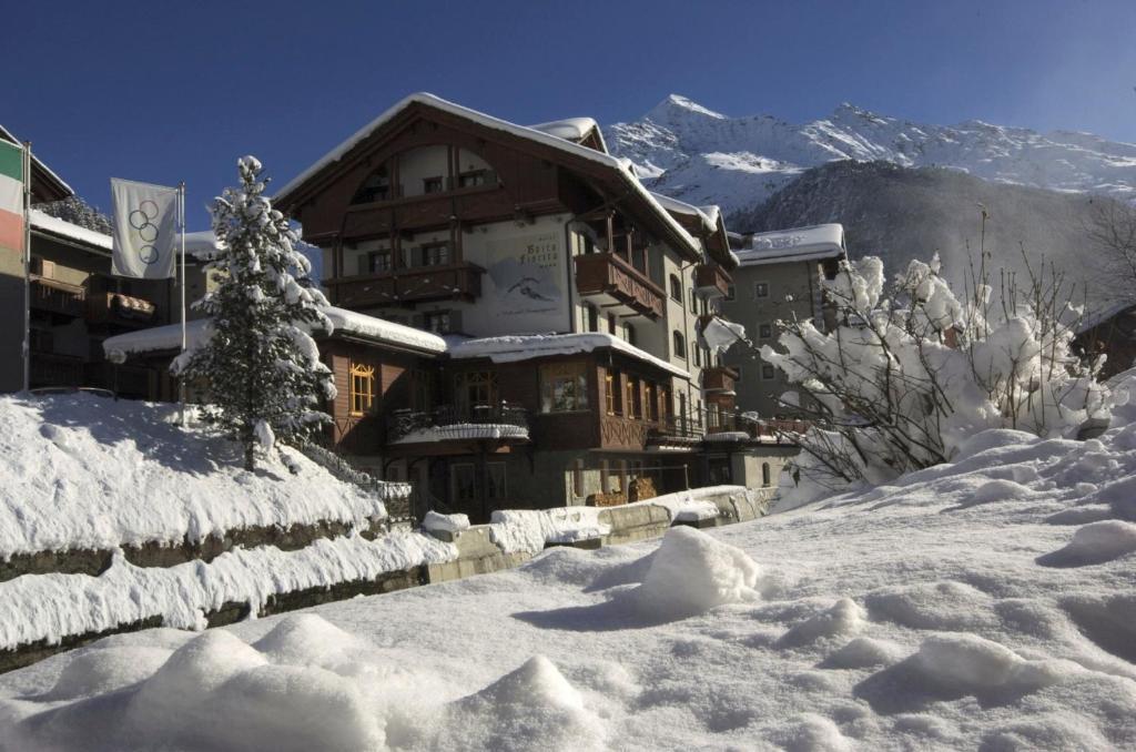 Hotel Baita Fiorita Санта-Катерина-Вальфурва Екстер'єр фото