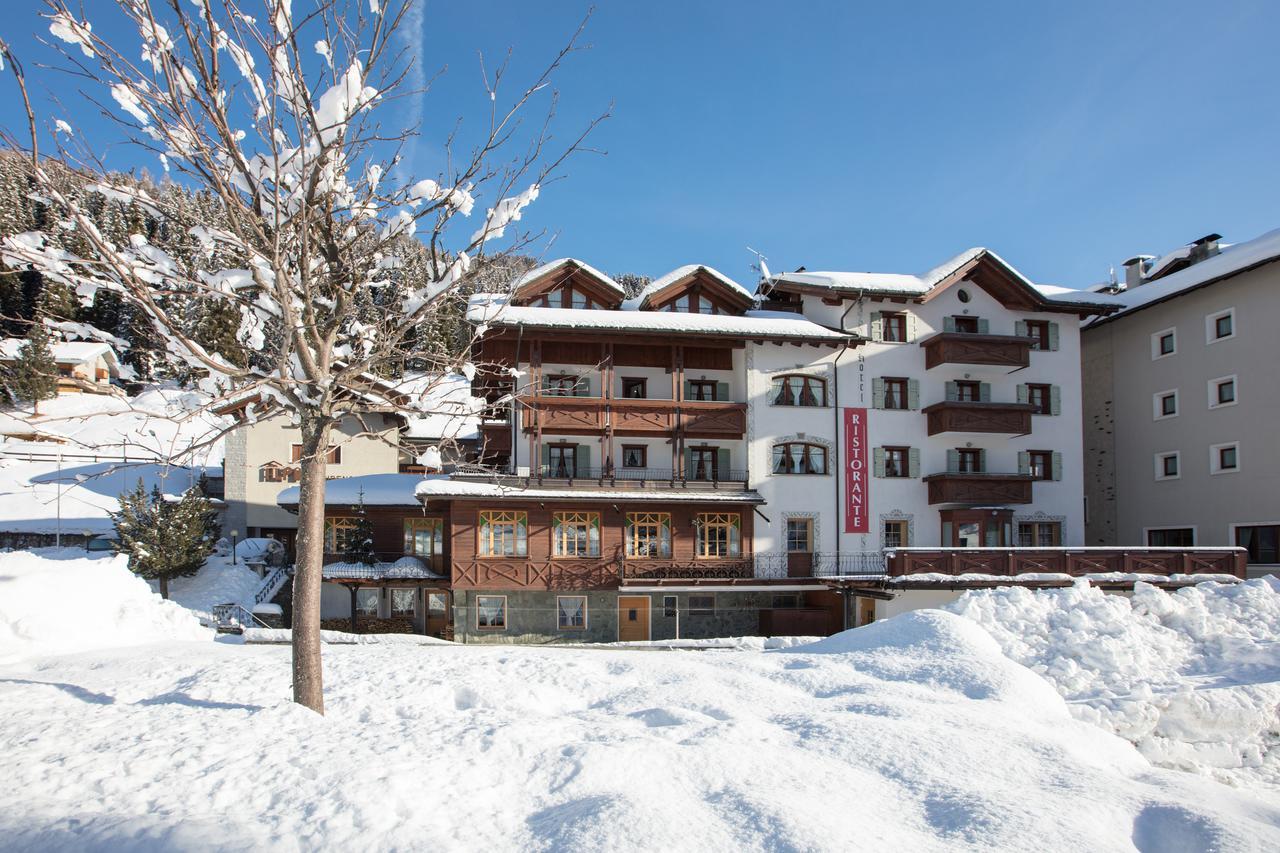 Hotel Baita Fiorita Санта-Катерина-Вальфурва Екстер'єр фото