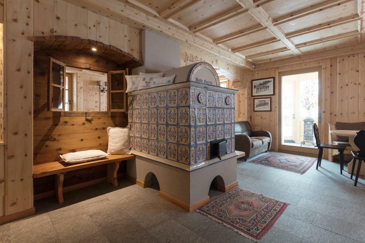 Hotel Baita Fiorita Санта-Катерина-Вальфурва Екстер'єр фото